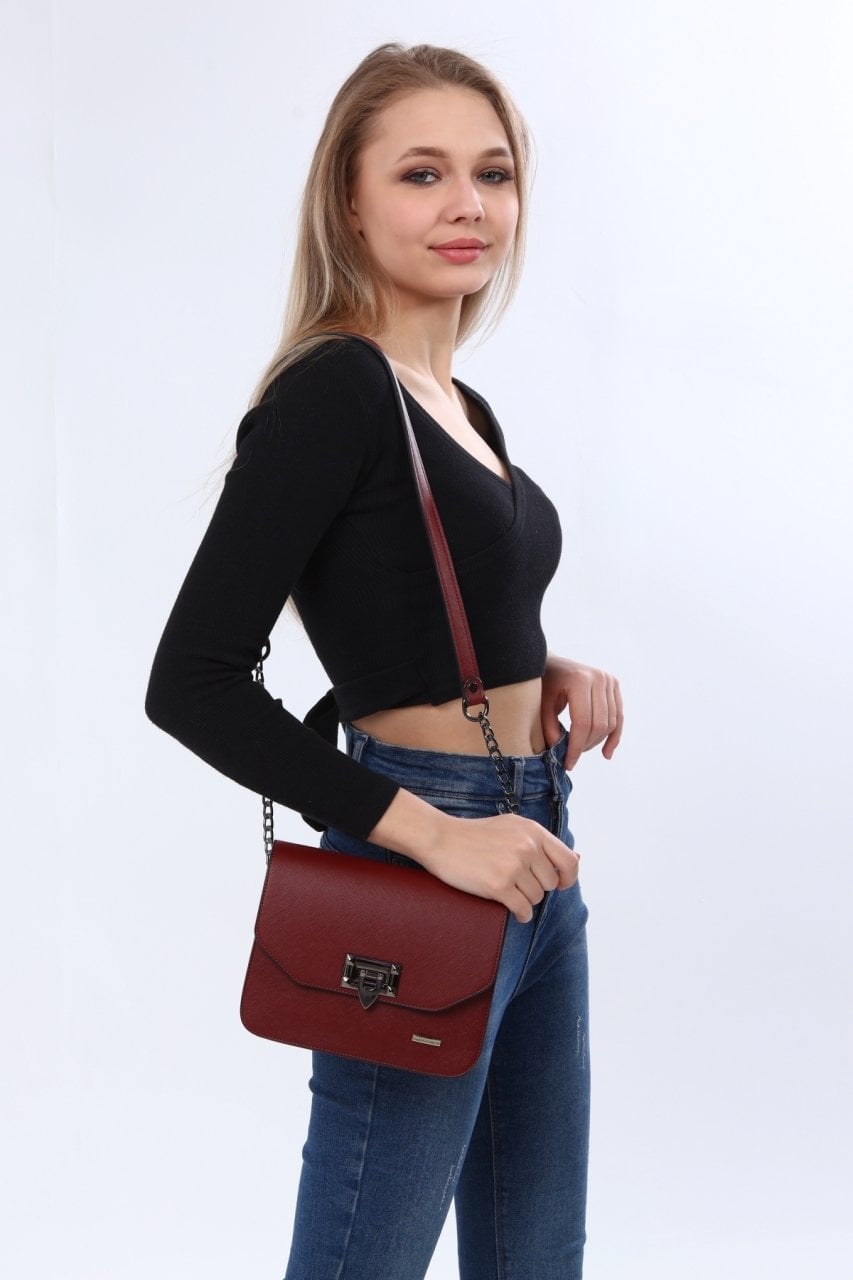 VOLGA MODEL OMUZ ÇANTASI