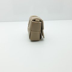 BONI MODEL Krem
