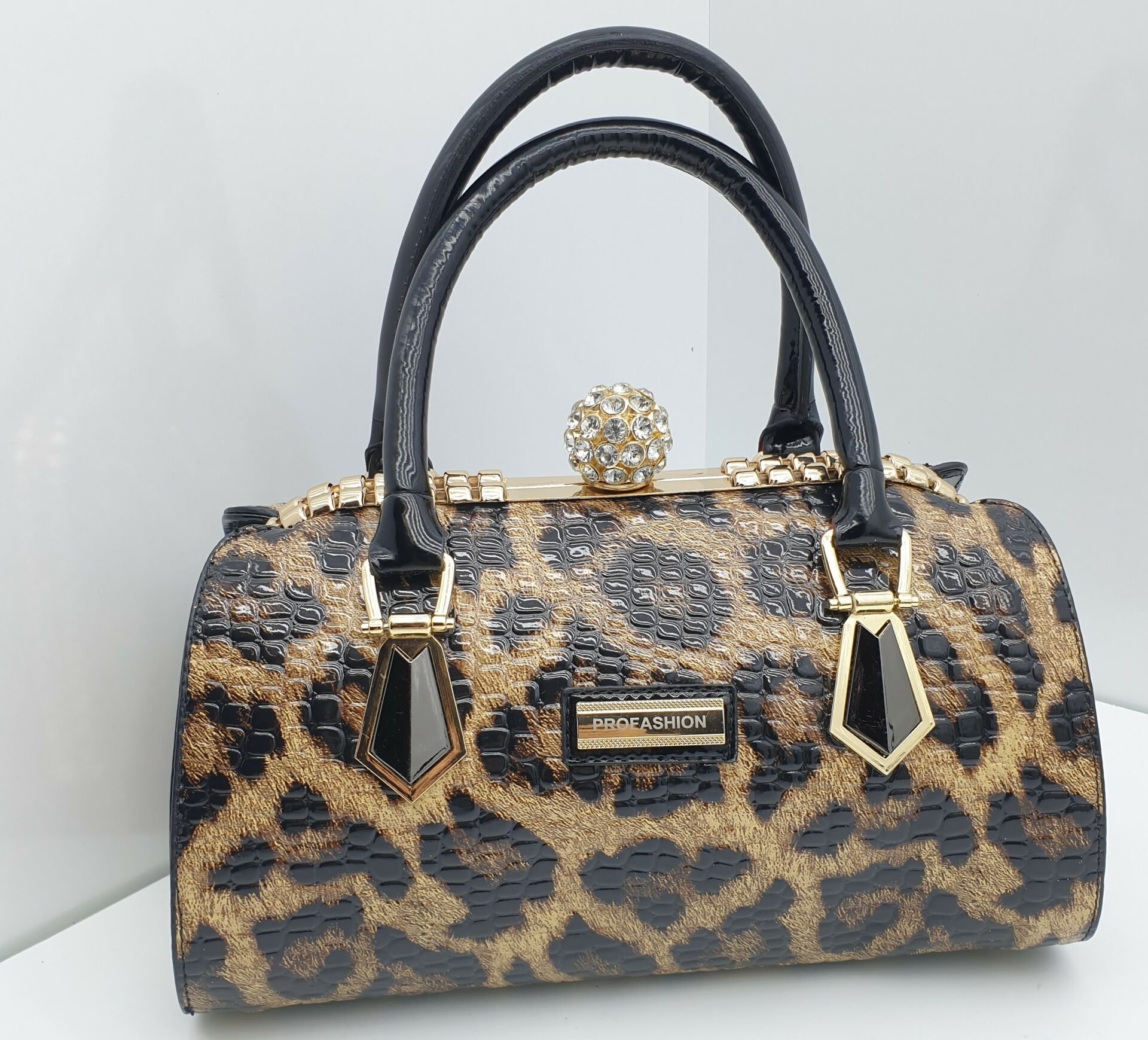LADY 001 (RULO) Leopar
