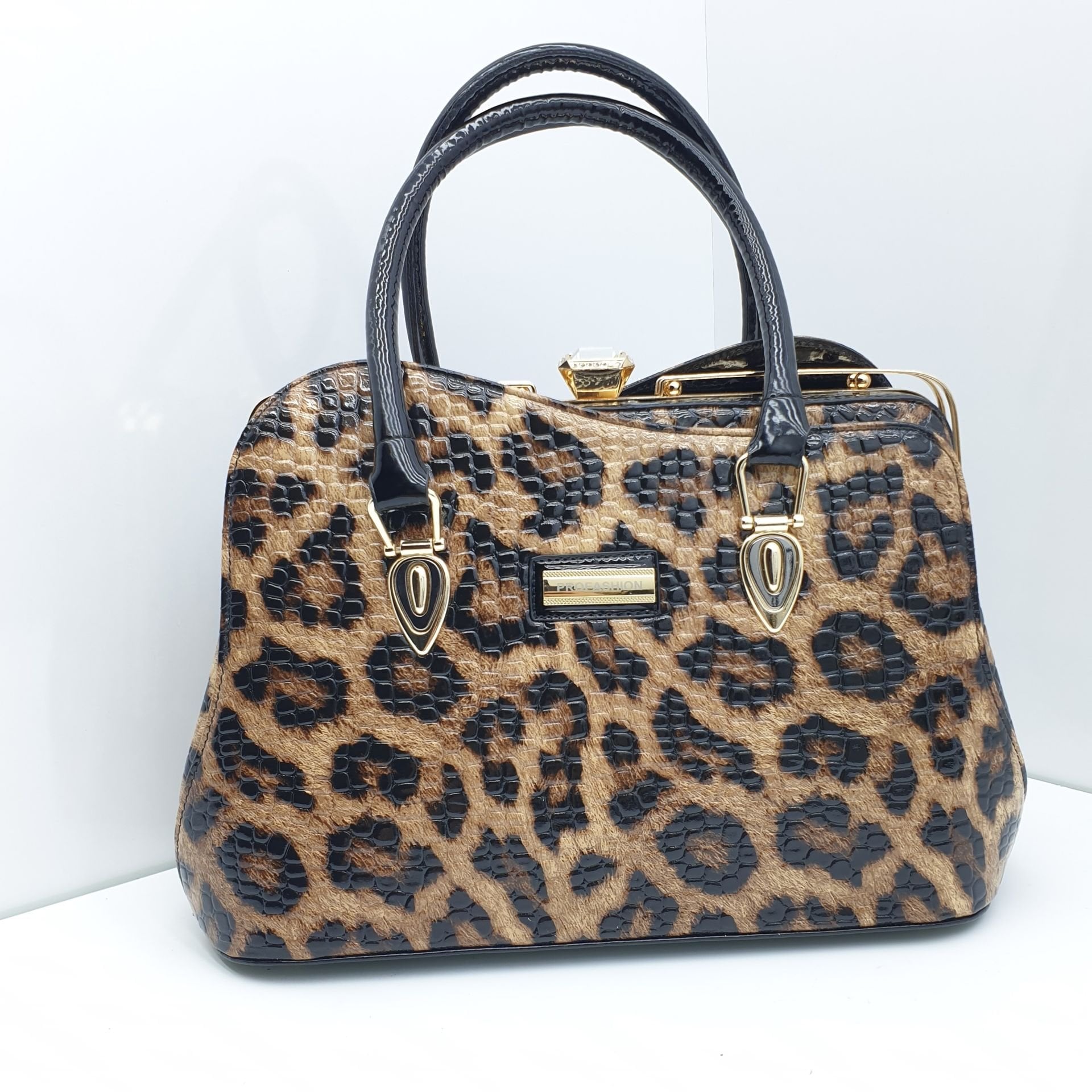 LADY 011 Leopar